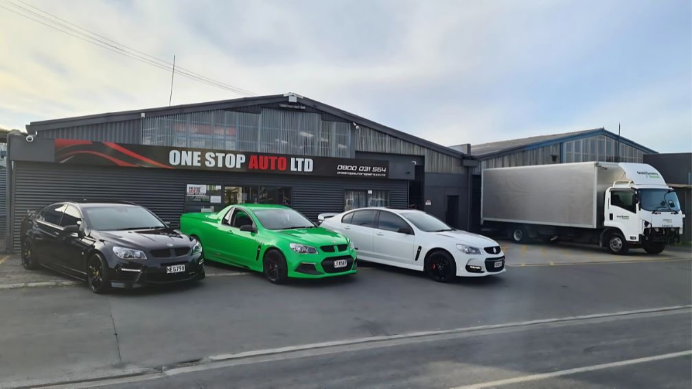 onestop-auto-mechanics-hamilton-1 onestop-auto-mechanics-hamilton-1